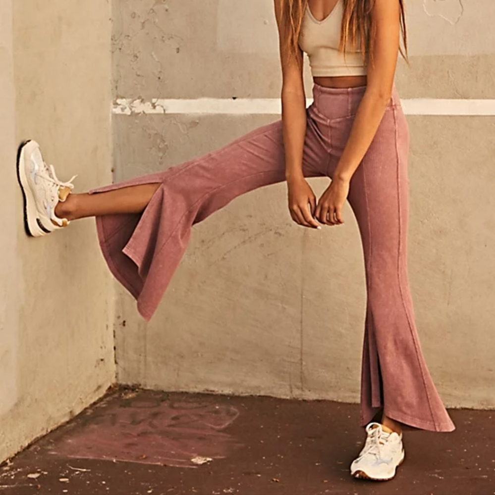 Free People Peek A Boo Flair Paints (Ginger)